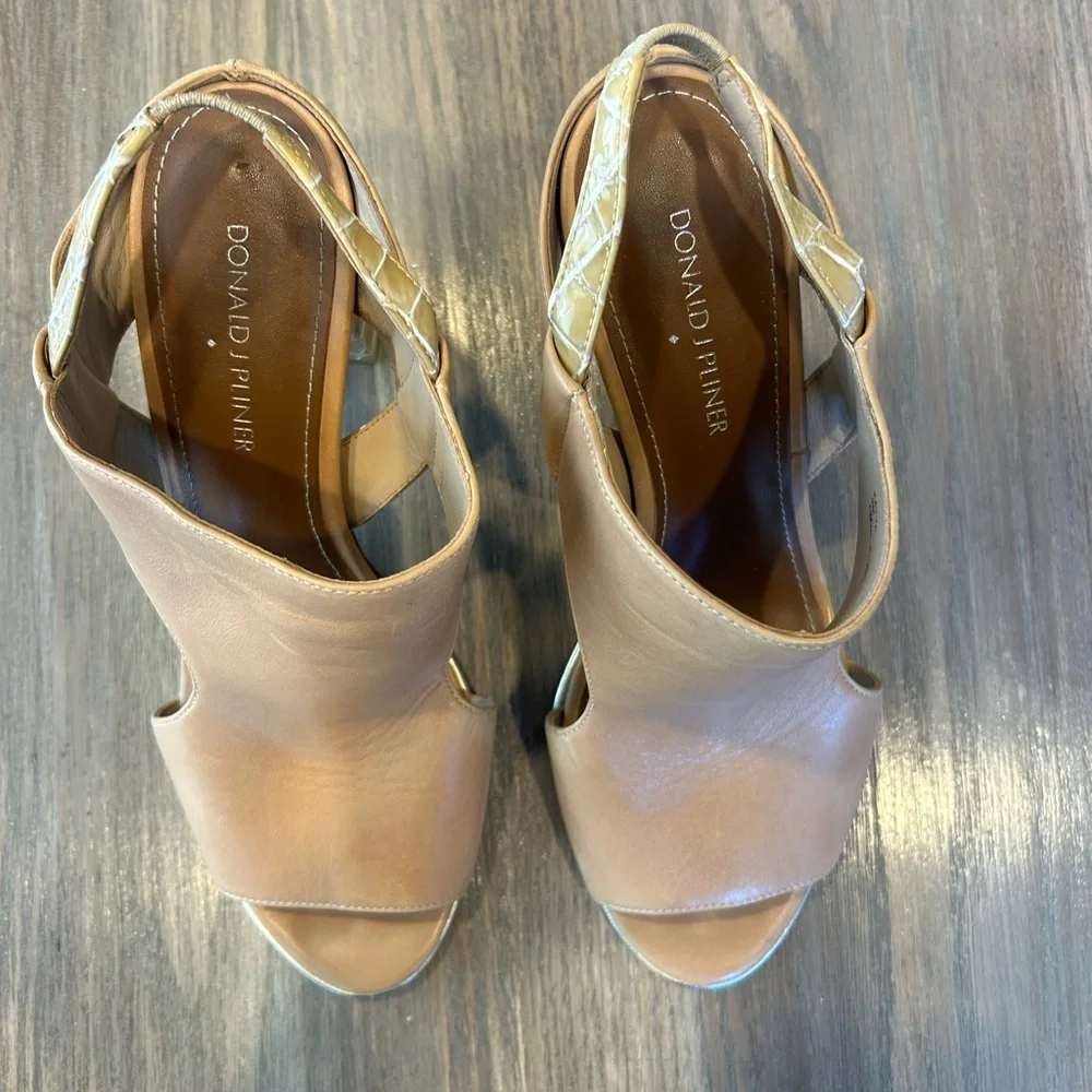 Womens Donald Pliner Katya Sand Leather Slingback Open Toe Block Heels Size 9M